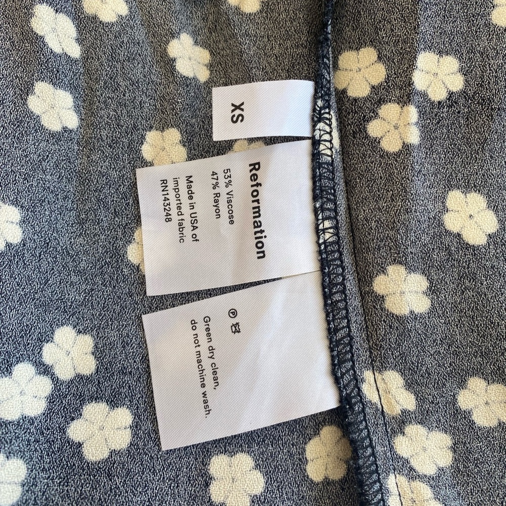 Reformation top xs - Picture 5 of 5